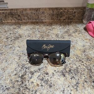 Maui Jim Tortoise Shell Sunglasses with Black Case